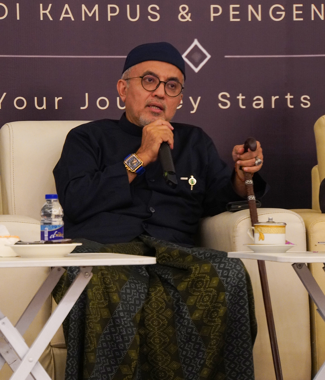Suasana Khusyuk Selimuti Mabna Abuya Hasan : Nasehat Berharga Al Habib Ali Zainal Abidin, Bakar Semangat Mahasiswa Baru UII Dalwa